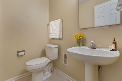 Tiny photo for 1414 Remington Court, Grayslake, IL 60030 (MLS # 12485487)