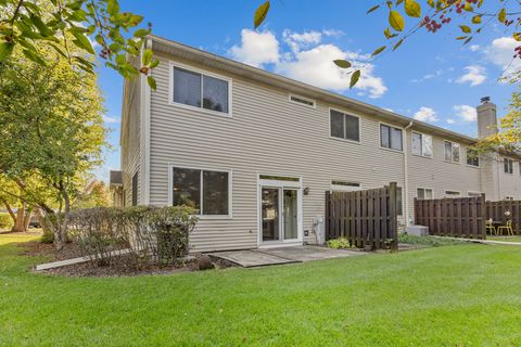 Tiny photo for 1414 Remington Court, Grayslake, IL 60030 (MLS # 12485487)