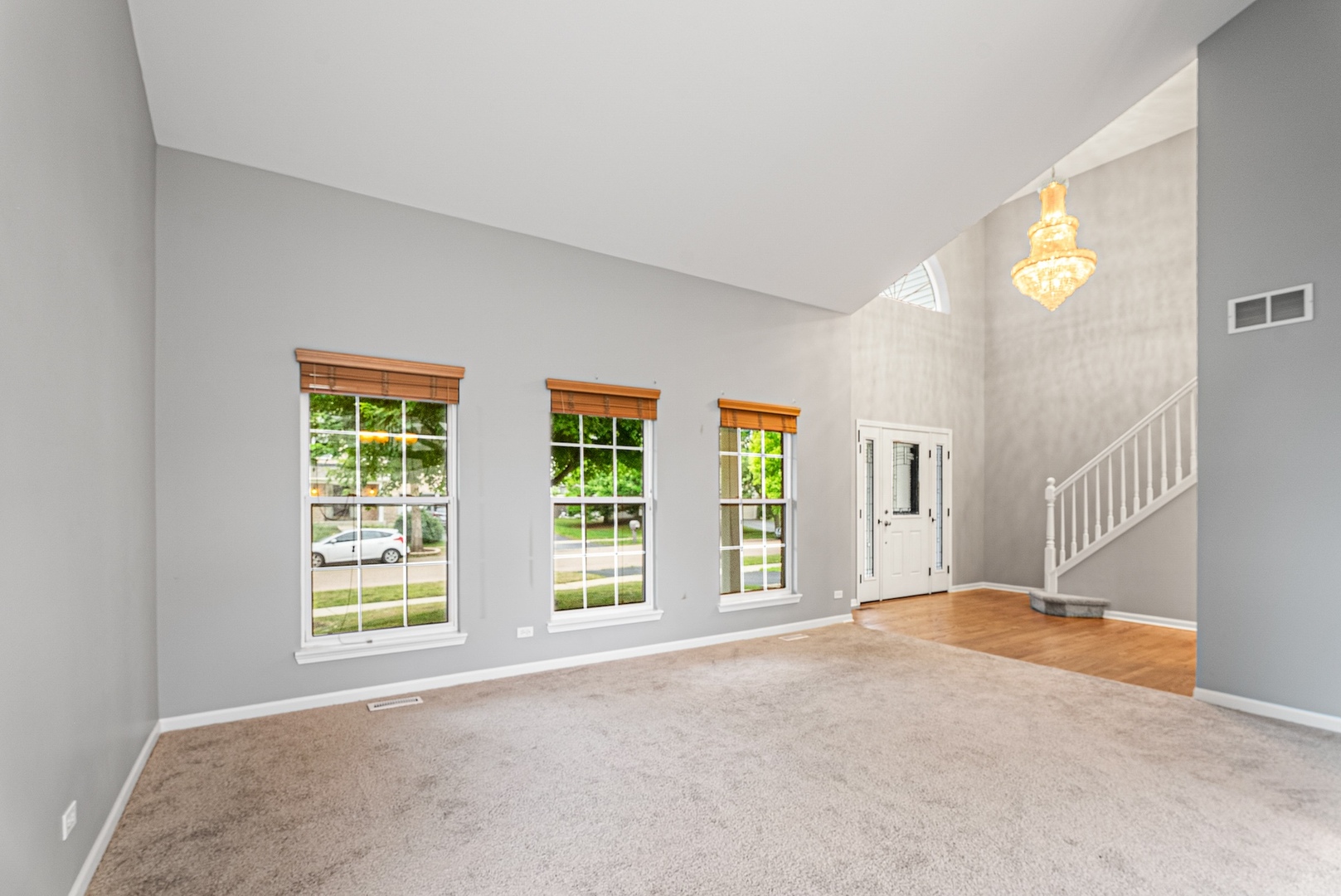 2136 Colonial Street