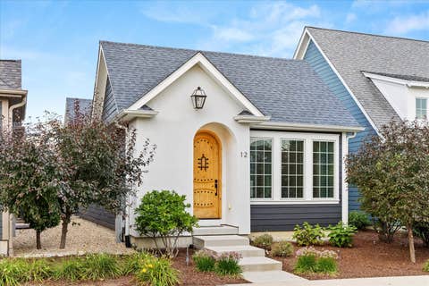 Tiny photo for 12 Port Place, Ottawa, IL 61350 (MLS # 12719236)