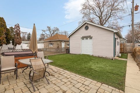 Tiny photo for 3837 Morton Avenue, Brookfield, IL 60513 (MLS # 12575540)