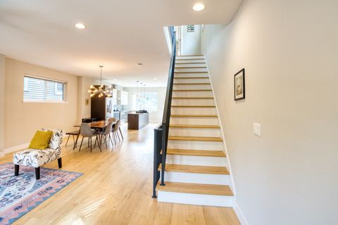 Tiny photo for 929 W 33rd Place, Chicago, IL 60608 (MLS # 12477449)