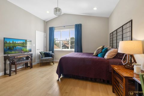 Tiny photo for 929 W 33rd Place, Chicago, IL 60608 (MLS # 12477449)