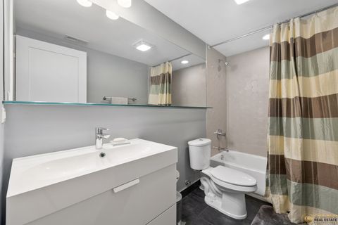 Tiny photo for 929 W 33rd Place, Chicago, IL 60608 (MLS # 12477449)