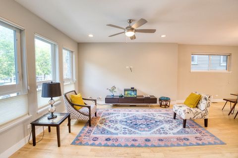 Tiny photo for 929 W 33rd Place, Chicago, IL 60608 (MLS # 12477449)