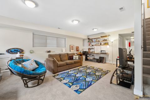 Tiny photo for 929 W 33rd Place, Chicago, IL 60608 (MLS # 12477449)