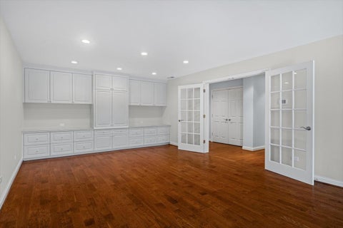 Tiny photo for 711 Oak Street #308, Winnetka, IL 60093 (MLS # 12604430)