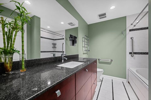 Tiny photo for 711 Oak Street #308, Winnetka, IL 60093 (MLS # 12604430)