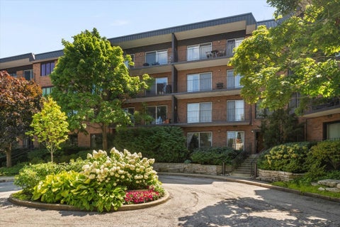 Tiny photo for 711 Oak Street #308, Winnetka, IL 60093 (MLS # 12604430)