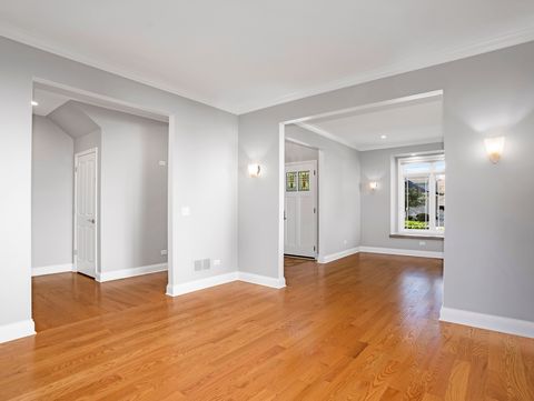 Tiny photo for 841 Rogers Street, Downers Grove, IL 60515 (MLS # 12468153)