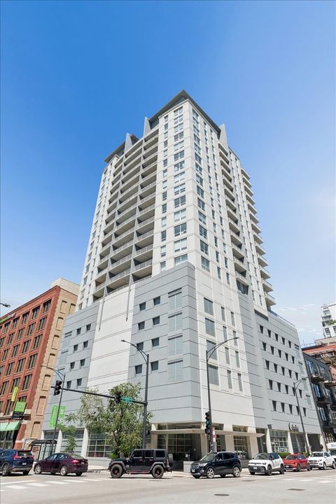 Photo of 330 W Grand Avenue #1707, Chicago, IL 60654 (MLS # 12687228)