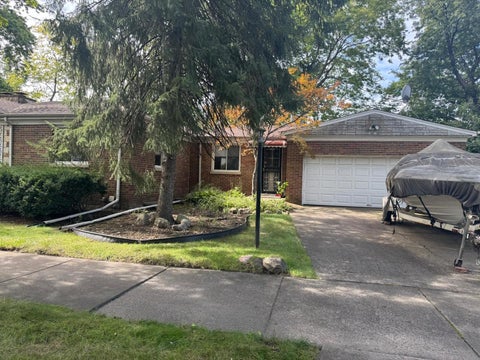Tiny photo for 6310 N La Crosse Avenue, Chicago, IL 60646 (MLS # 12767846)