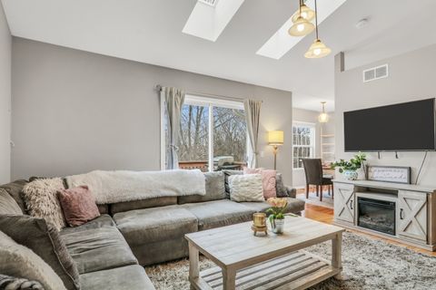 Tiny photo for 1861 Maplewood Court, Grayslake, IL 60030 (MLS # 12542437)