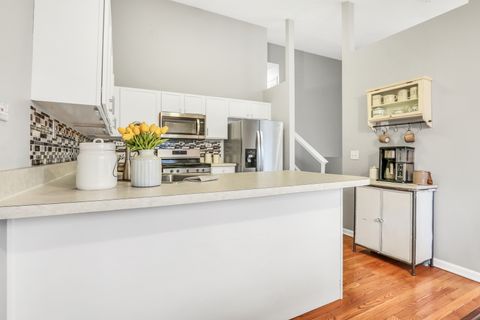 Tiny photo for 1861 Maplewood Court, Grayslake, IL 60030 (MLS # 12542437)