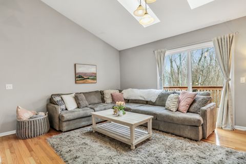 Tiny photo for 1861 Maplewood Court, Grayslake, IL 60030 (MLS # 12542437)