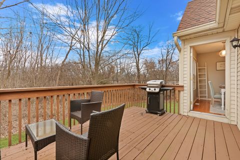 Tiny photo for 1861 Maplewood Court, Grayslake, IL 60030 (MLS # 12542437)