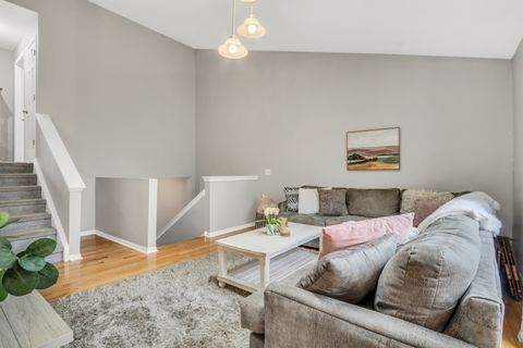 Tiny photo for 1861 Maplewood Court, Grayslake, IL 60030 (MLS # 12542437)