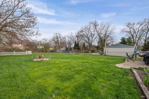 Tiny photo for 317 N Grace Street, Lombard, IL 60148 (MLS # 12614428)