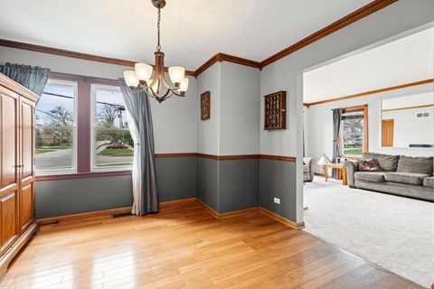 Tiny photo for 317 N Grace Street, Lombard, IL 60148 (MLS # 12614428)