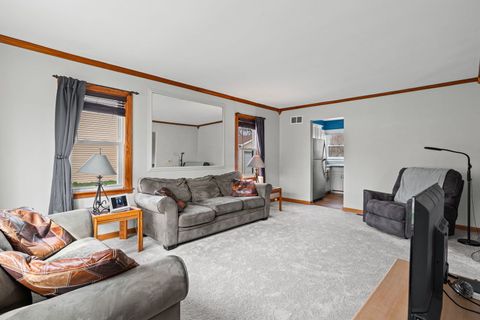 Tiny photo for 317 N Grace Street, Lombard, IL 60148 (MLS # 12614428)