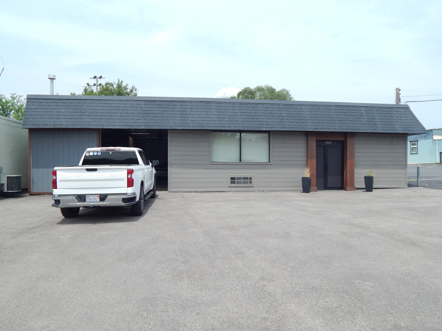 2902 W Route 120
