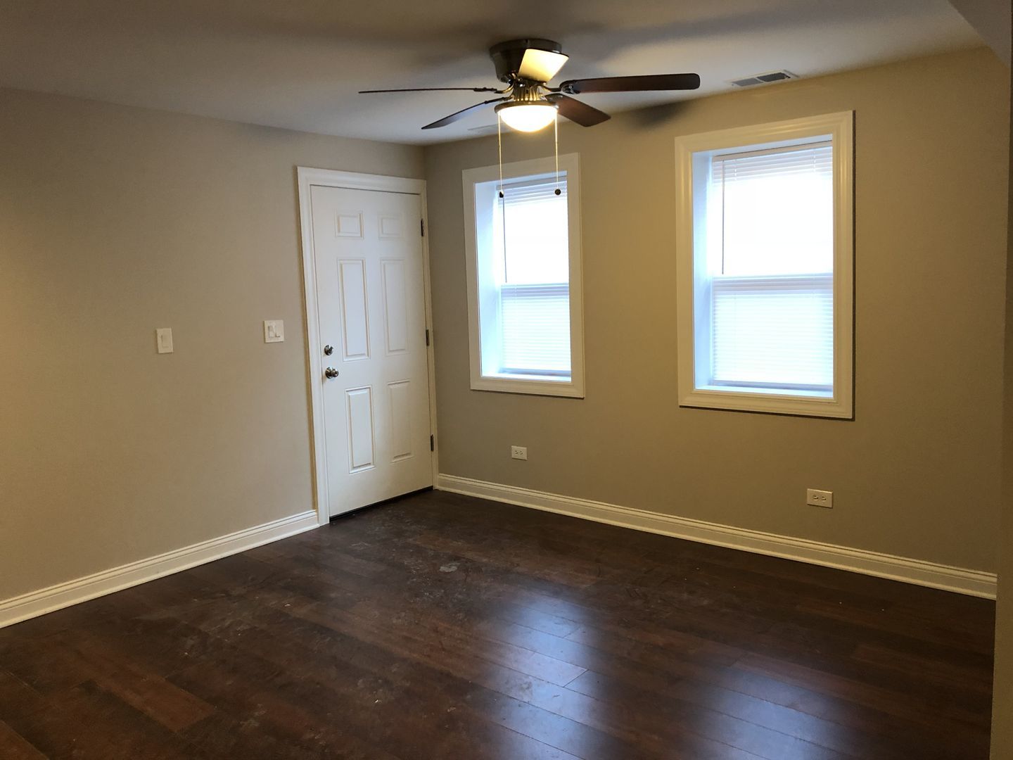 1742 W 18th Place GR