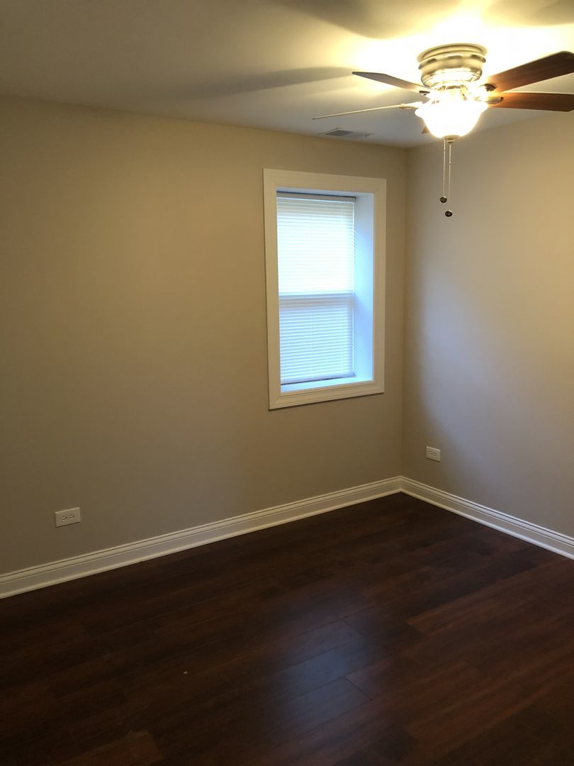1742 W 18th Place GR