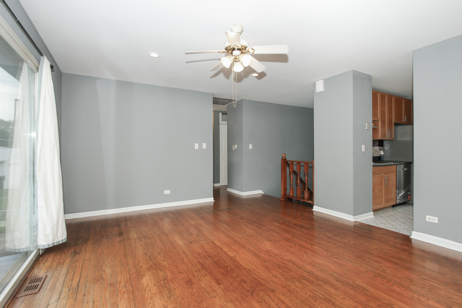 883 Hastings Lane