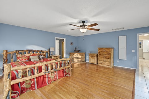 Tiny photo for 16555 N Mccauley Lane, Mt Vernon, IL 62864 (MLS # 12787051)
