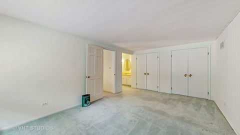 Tiny photo for 4 Eton On Oxford, Rolling Meadows, IL 60008 (MLS # 12411945)