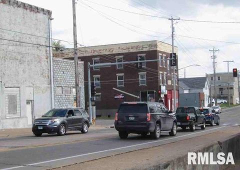 Tiny photo for 422 N MARQUETTE Street, Davenport, IA 52802 (MLS # QC4265271)