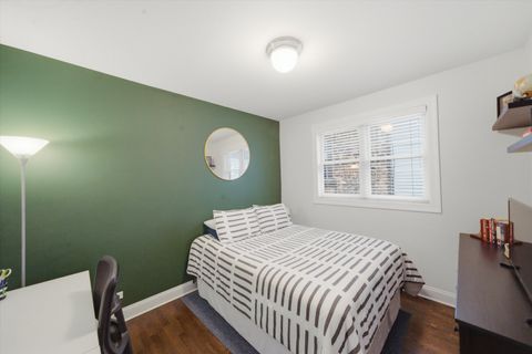 Tiny photo for 3353 N Seminary Avenue #2, Chicago, IL 60657 (MLS # 12600091)