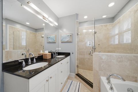 Tiny photo for 3353 N Seminary Avenue #2, Chicago, IL 60657 (MLS # 12600091)