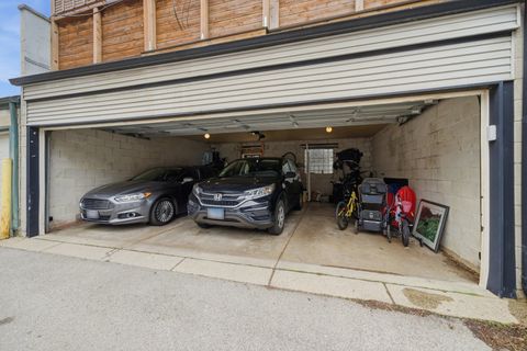 Tiny photo for 3353 N Seminary Avenue #2, Chicago, IL 60657 (MLS # 12600091)