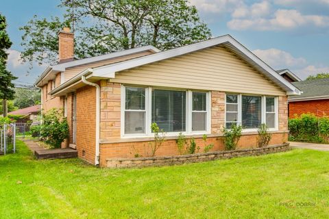 Tiny photo for 5131 Touhy Avenue, Skokie, IL 60077 (MLS # 12453873)