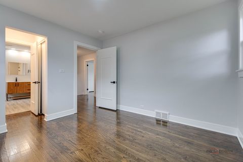 Tiny photo for 5131 Touhy Avenue, Skokie, IL 60077 (MLS # 12453873)