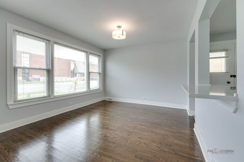 Tiny photo for 5131 Touhy Avenue, Skokie, IL 60077 (MLS # 12453873)
