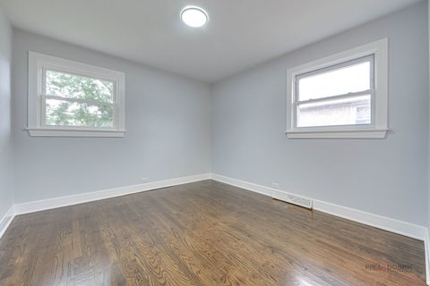 Tiny photo for 5131 Touhy Avenue, Skokie, IL 60077 (MLS # 12453873)
