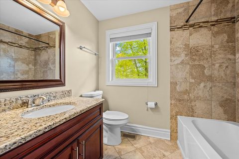 Tiny photo for 2925 Parkside Drive, Highland Park, IL 60035 (MLS # 12674114)