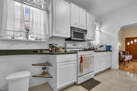 Tiny photo for 1183 S Scoville Avenue, Oak Park, IL 60304 (MLS # 12482550)