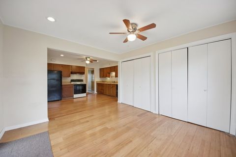 Tiny photo for 529 Ridgewood Road, Elk Grove Village, IL 60007 (MLS # 12625356)