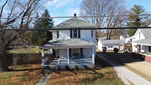 Photo of 204 N Chicago Street, Milford, IL 60953 (MLS # 12517374)