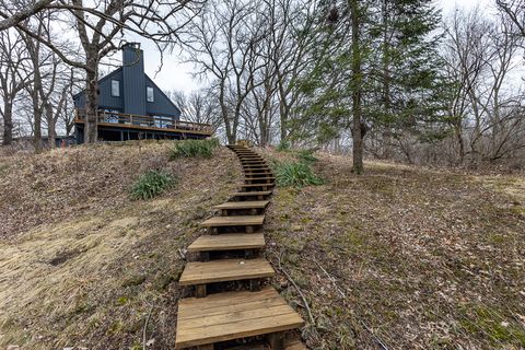 A home in Apple River