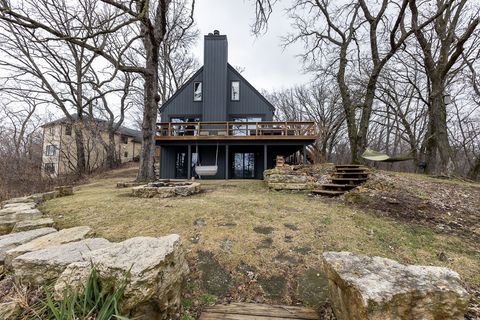 A home in Apple River