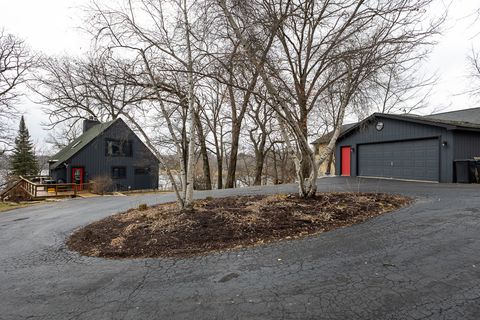 A home in Apple River