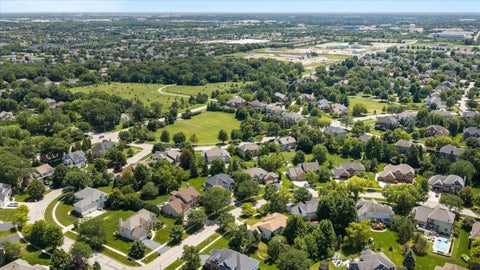 Tiny photo for 833 Pottawatomie Trail, Batavia, IL 60510 (MLS # 12731531)