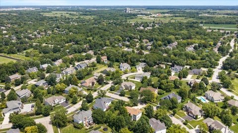Tiny photo for 833 Pottawatomie Trail, Batavia, IL 60510 (MLS # 12731531)