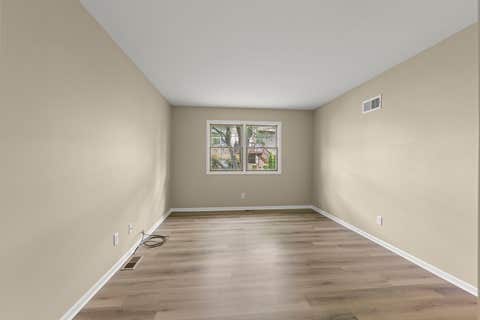 Tiny photo for 7 Douglas Drive, Sugar Grove, IL 60554 (MLS # 12719826)