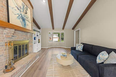 Tiny photo for 7 Douglas Drive, Sugar Grove, IL 60554 (MLS # 12719826)