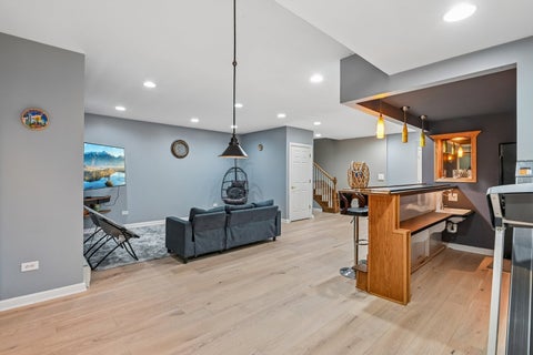 Tiny photo for 343 Arbor Glen Boulevard, Schaumburg, IL 60195 (MLS # 12768696)